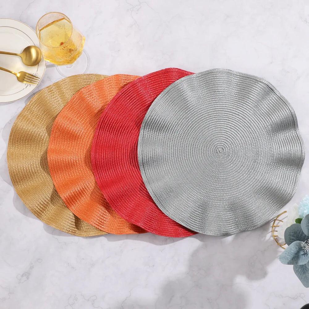 Braided Scallop Edge Placemats – Set of 6 Round 38cm Non-Slip Table Mats with Ripple Design for Dining Decor
