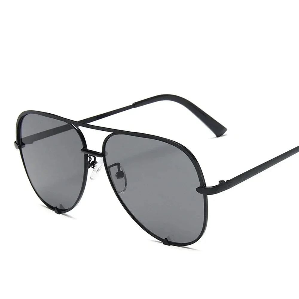 Rivara Black Aviator Sunglasses – Gradient Lens UV Protection Fashion Eyewear for Women