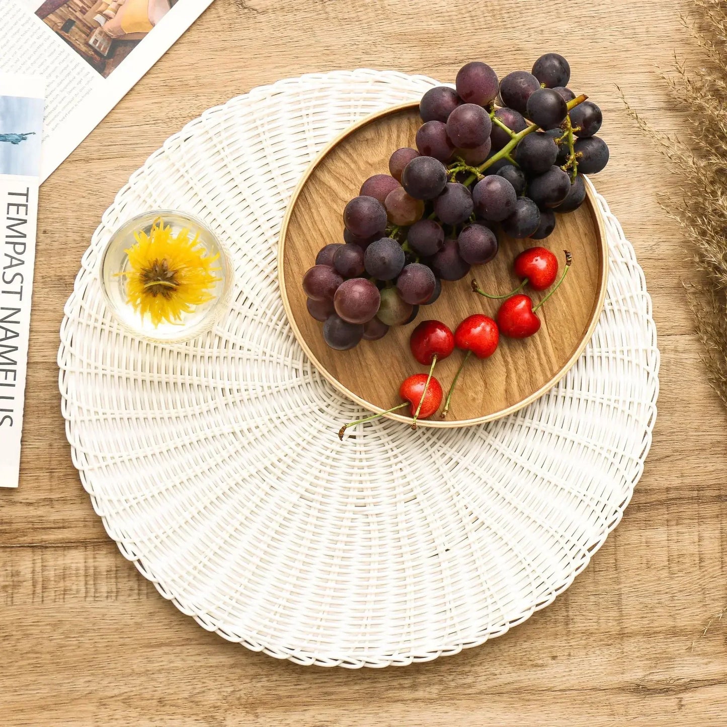 Woven Round Placemat – Natural Heat-Resistant Dining Table Mat for Kitchen or Outdoor Use