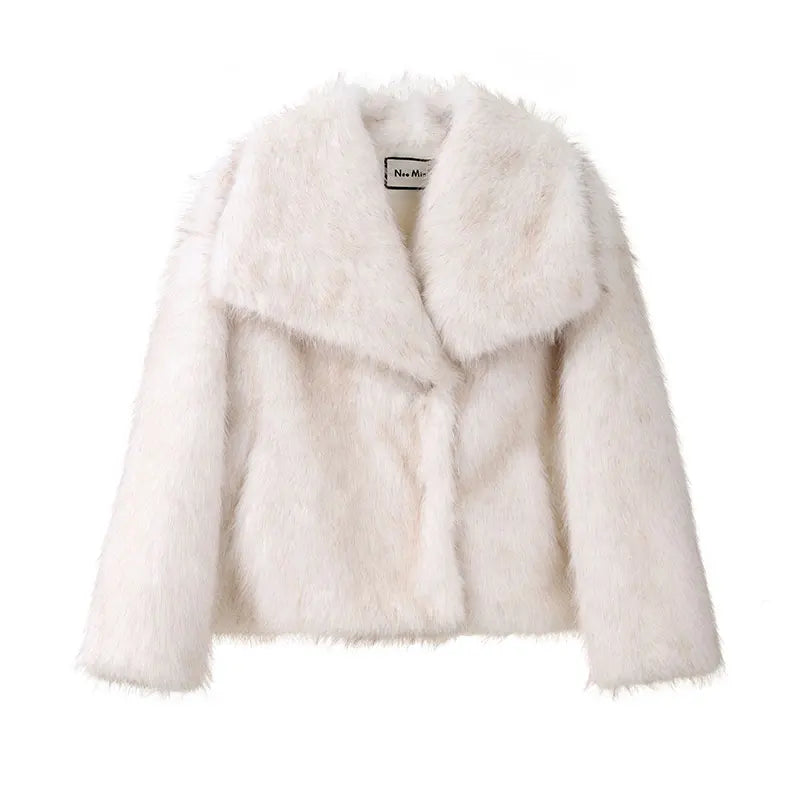 Lorvienne Oversized Faux Fur Coat – Women’s Short Plush Mongolian-Style Jacket with Wide Collar for Winter Party & Evening Outfits