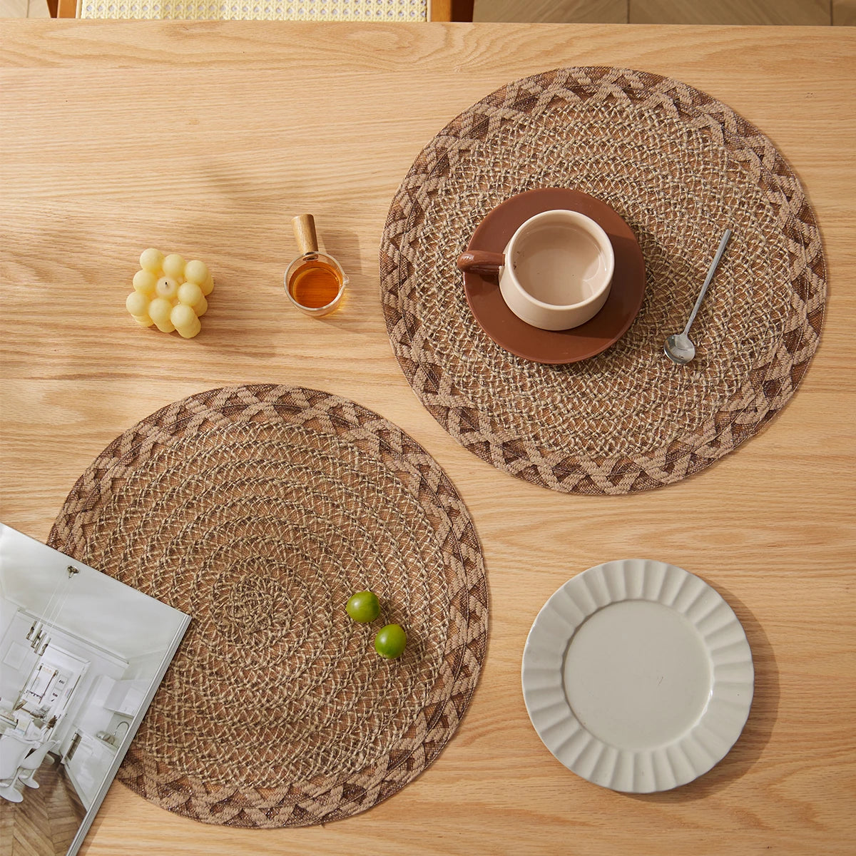 Woven Round Jute Placemats – 4/6 Set Of Rustic Natural Table Mats for Dining and Kitchen Decor