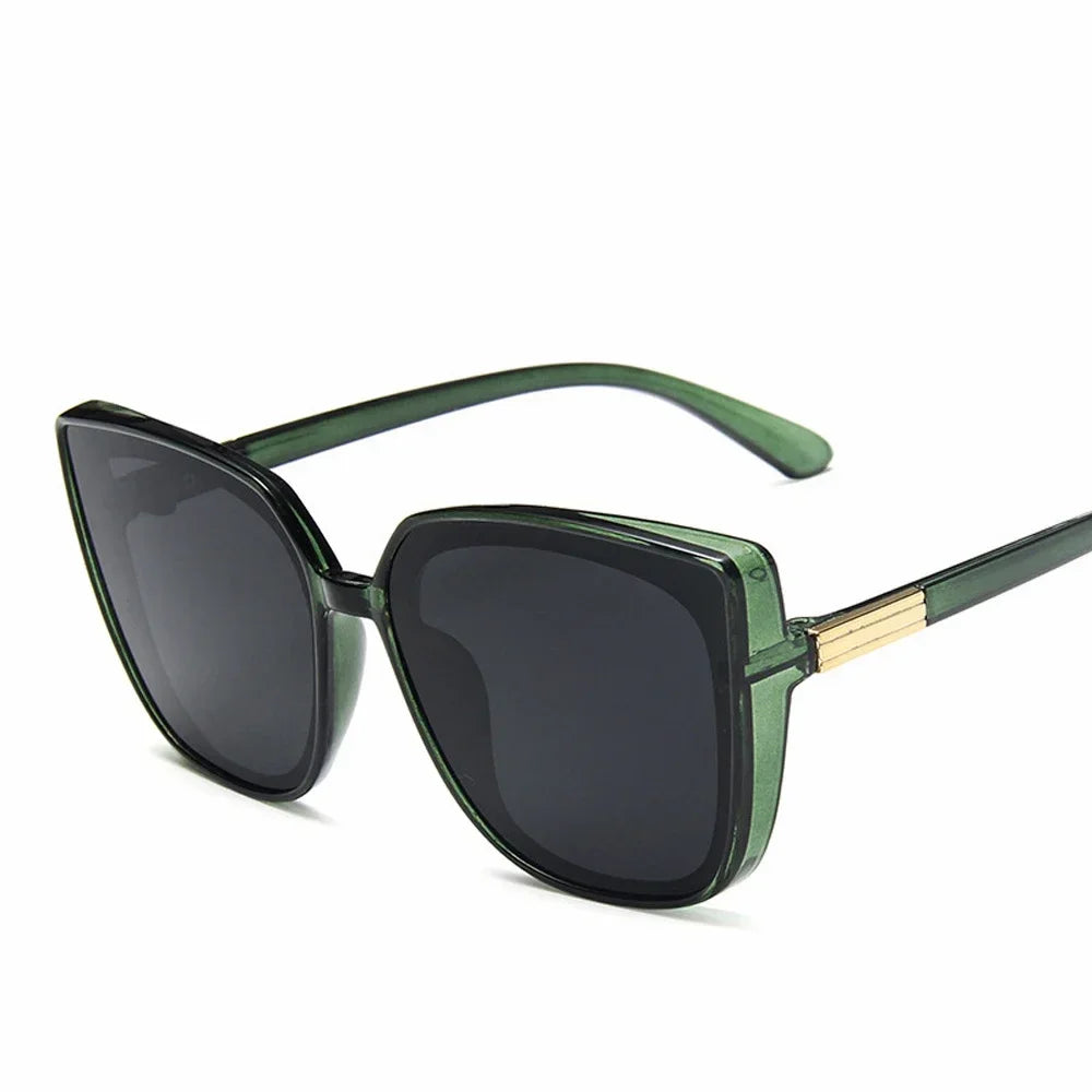Nahla Oversized Cat Eye Sunglasses – Black Fashion Shades with Gold Detail and UV Protection