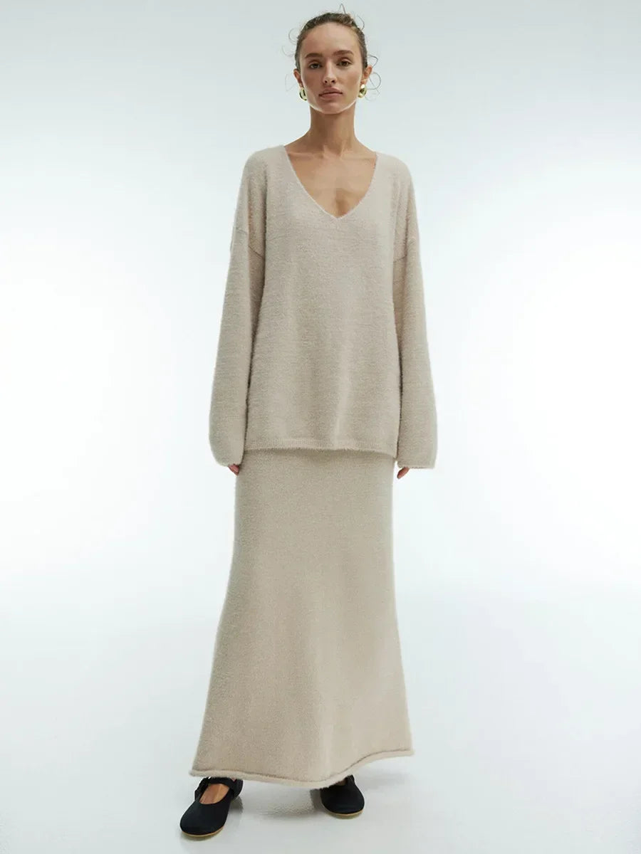 Malina Soft Knit Lounge Co-ord Set – V-Neck Jumper and Maxi Skirt in Pink, Cream and Beige