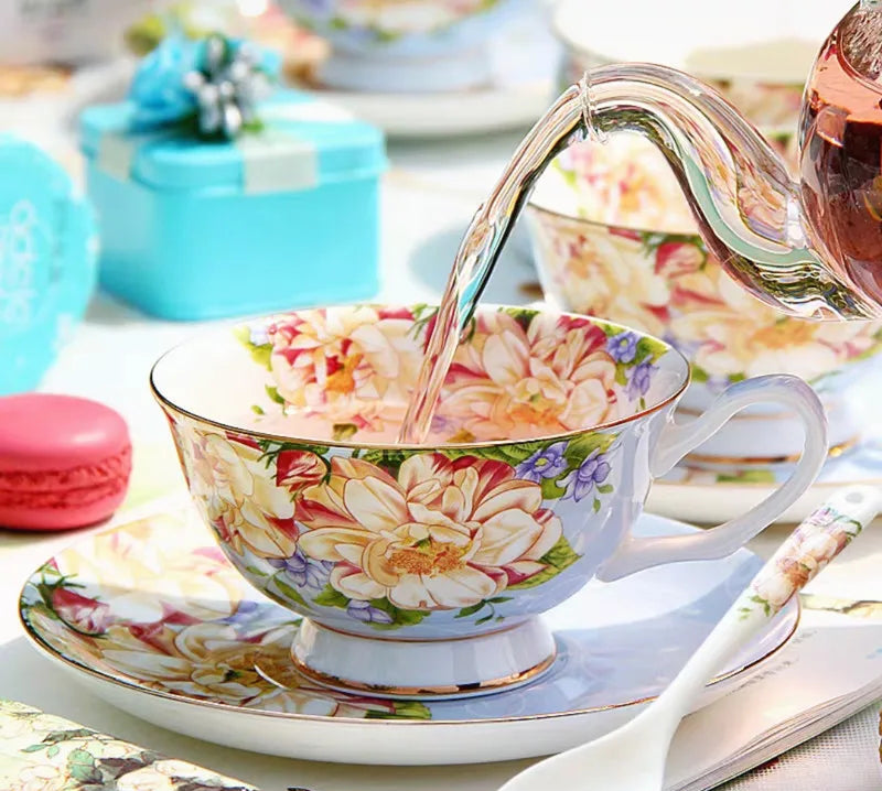 English Garden Ceramic Tea Set Collection – Afternoon Tea Cups, Saucers, Mugs & Teapots with Floral Design