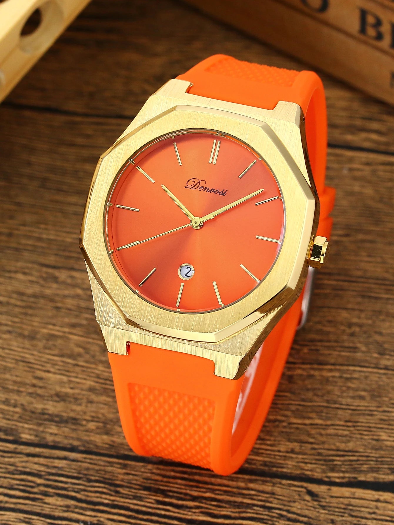 Men's Silicone Strap Watch With Date Display