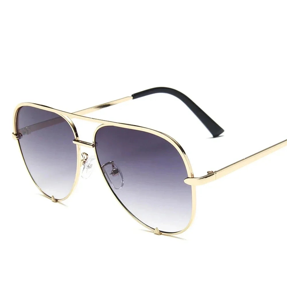 Rivara Black Aviator Sunglasses – Gradient Lens UV Protection Fashion Eyewear for Women