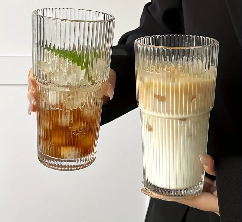 Ribbed Glass Tumbler with Straw & Lid – Large Iced Coffee Cup or for Cold Drinks