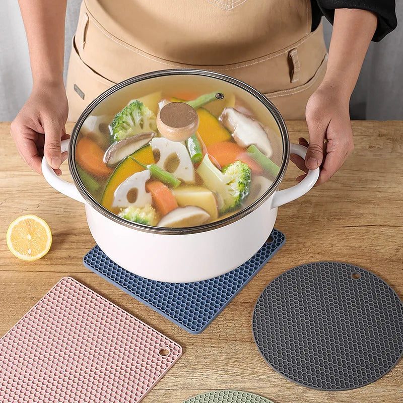 Non-Slip Silicone Trivets for Hot Dishes – 2/4 Piece Set Heat Resistant Table Mats for Kitchen & Dining