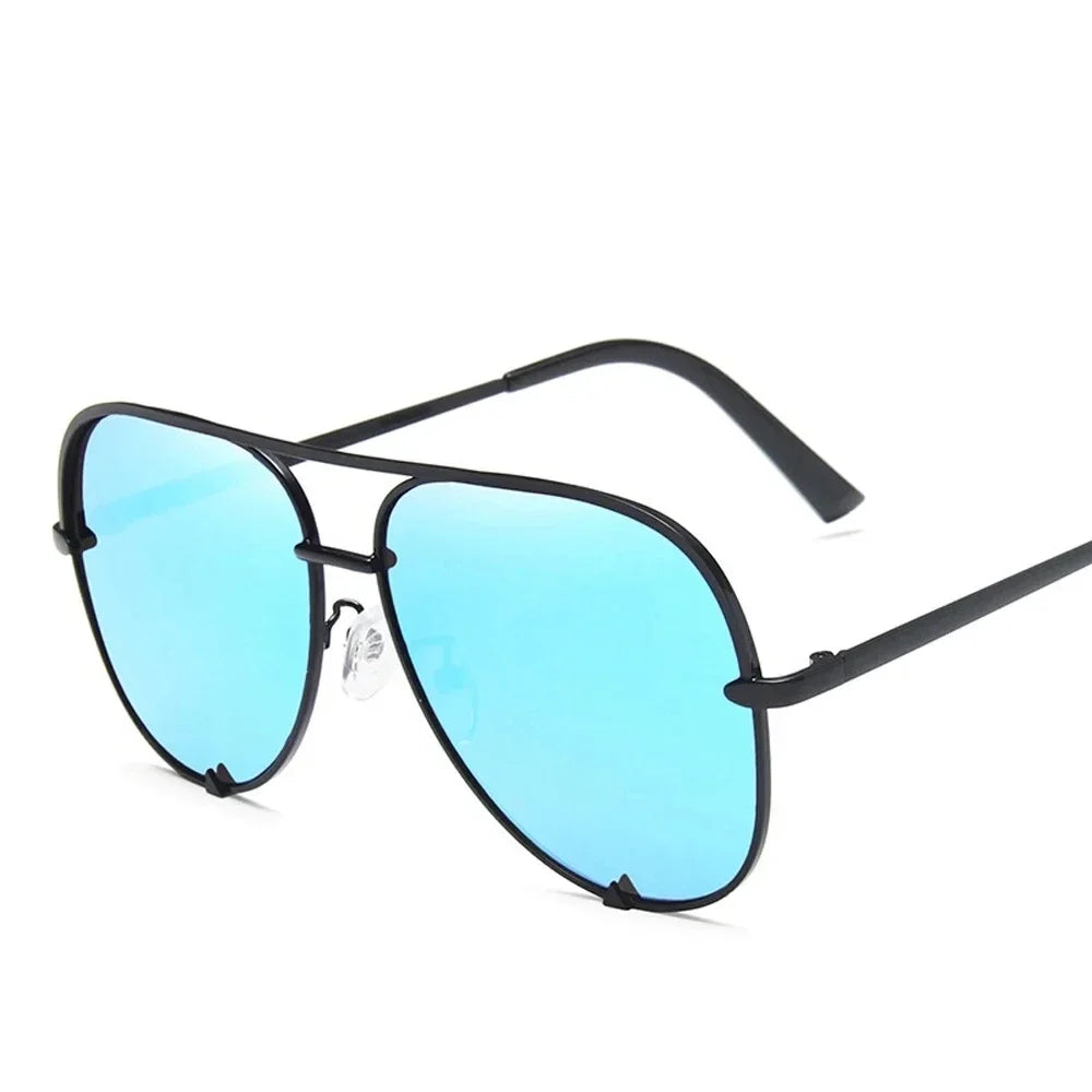 Rivara Black Aviator Sunglasses – Gradient Lens UV Protection Fashion Eyewear for Women