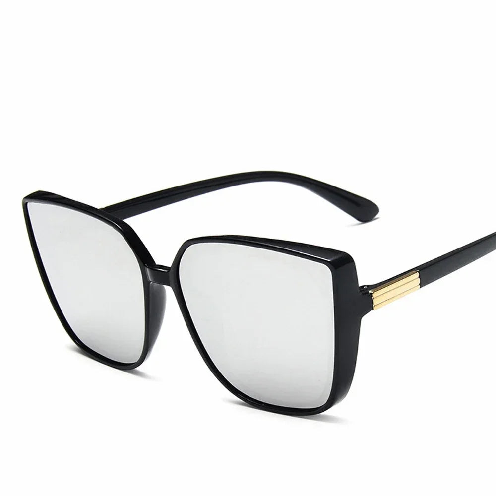 Nahla Oversized Cat Eye Sunglasses – Black Fashion Shades with Gold Detail and UV Protection