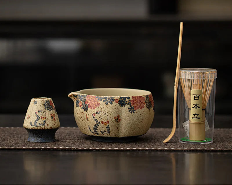 Japanese Matcha Gift Set – 2/4/8 Piece Tea Ceremony Kit with Floral Bowl, Bamboo Whisk & Tools