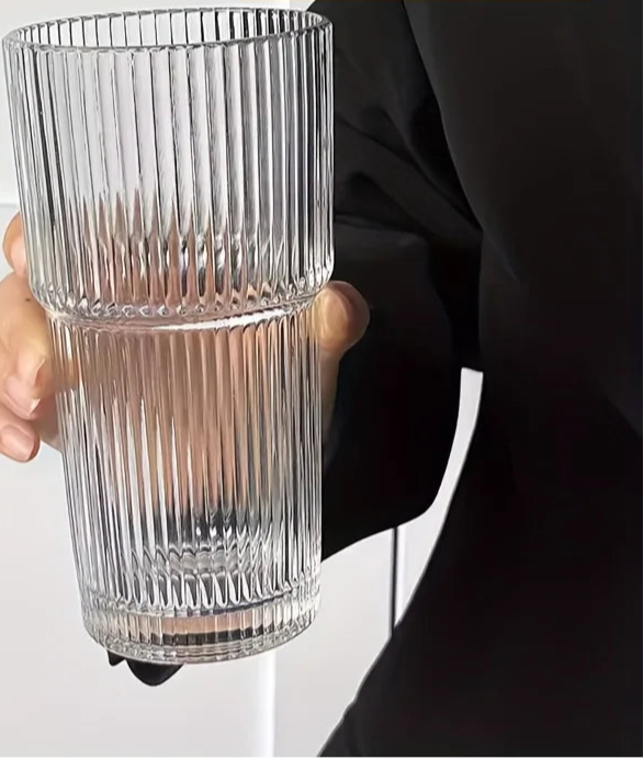 Ribbed Glass Tumbler with Straw & Lid – Large Iced Coffee Cup or for Cold Drinks