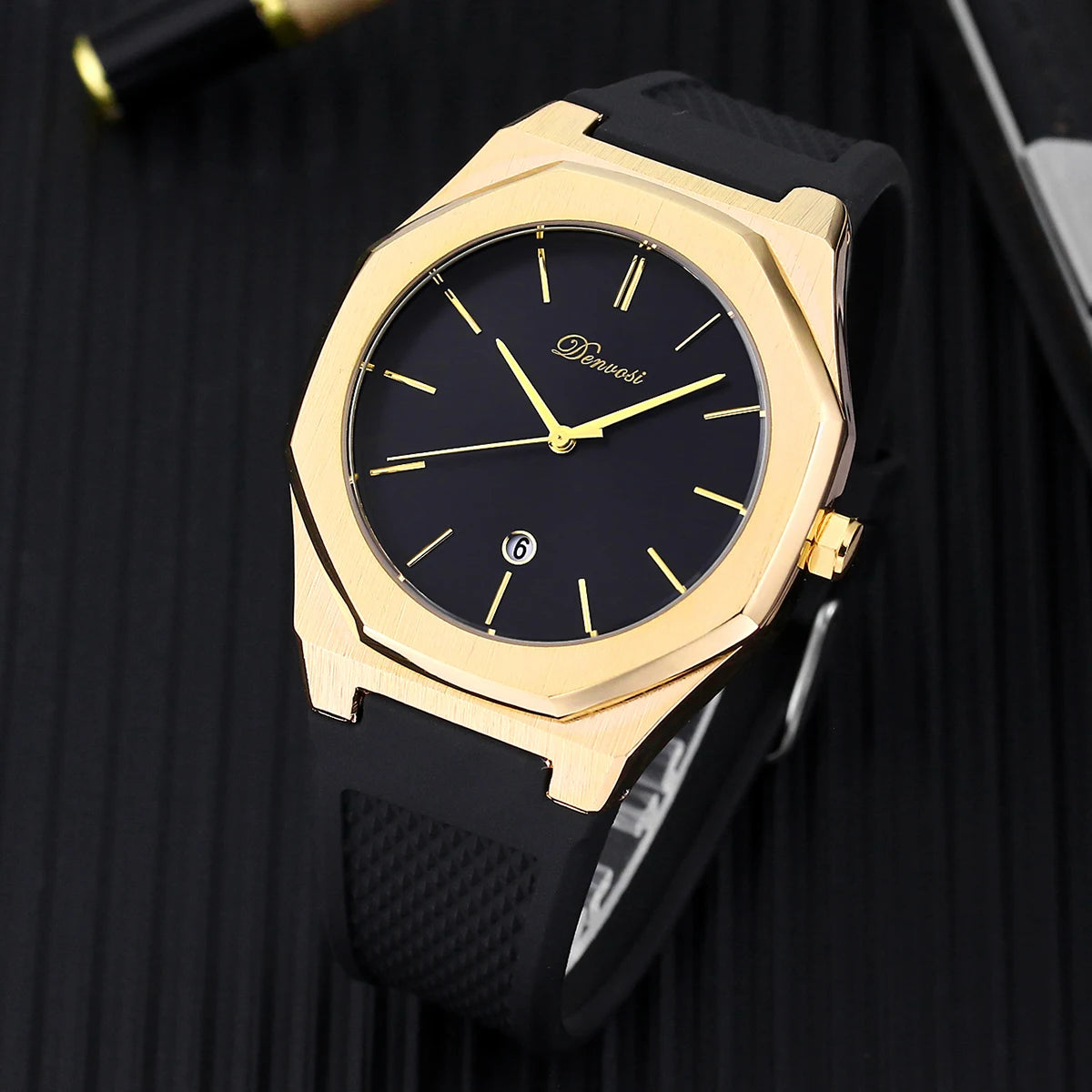 Men's Silicone Strap Watch With Date Display