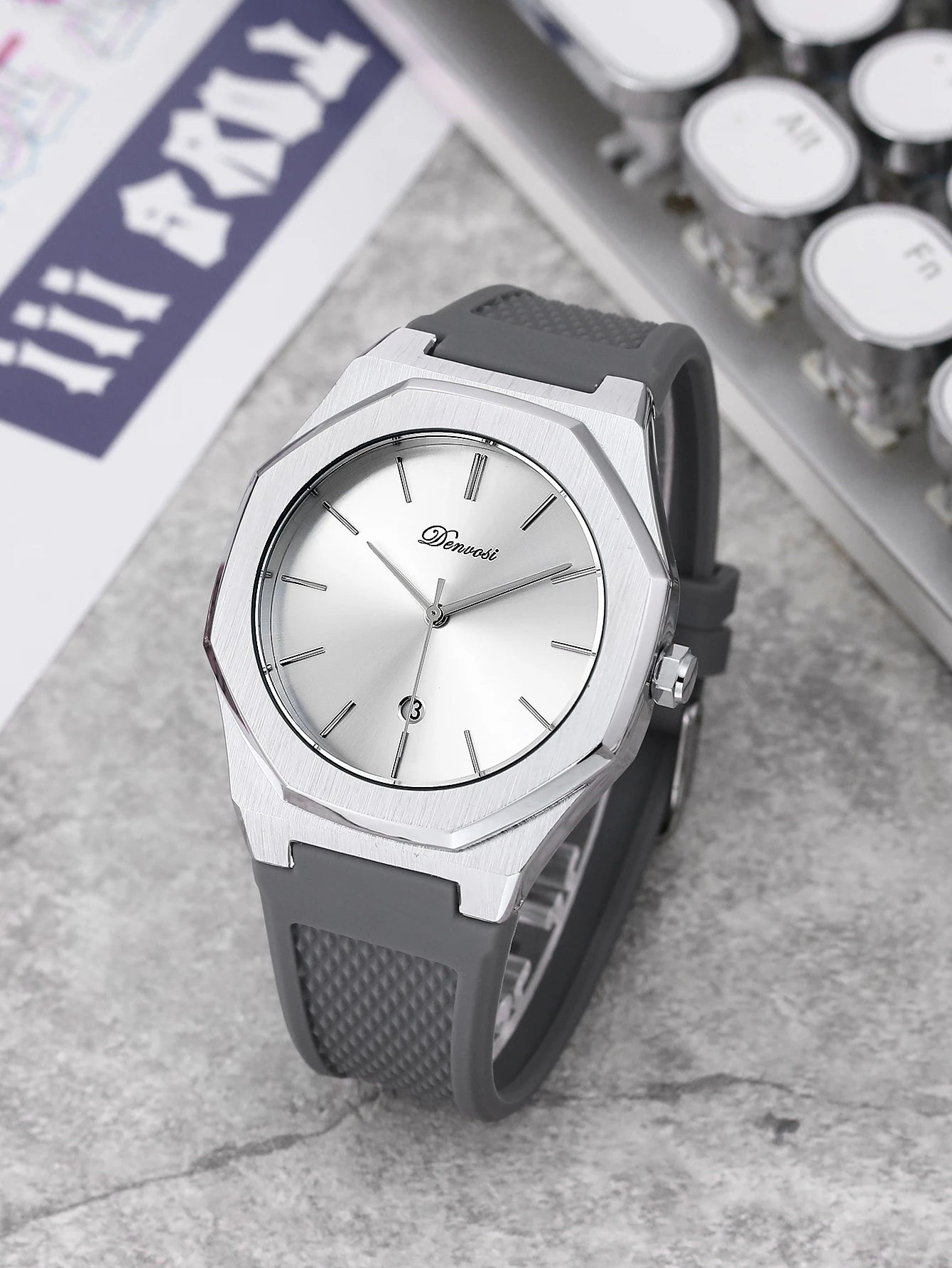 Men's Silicone Strap Watch With Date Display