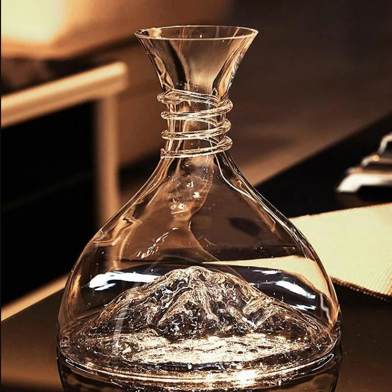 Crystal Glass Wine Decanter with Wooden Stopper – Elegant Carafe for Red & White Wine
