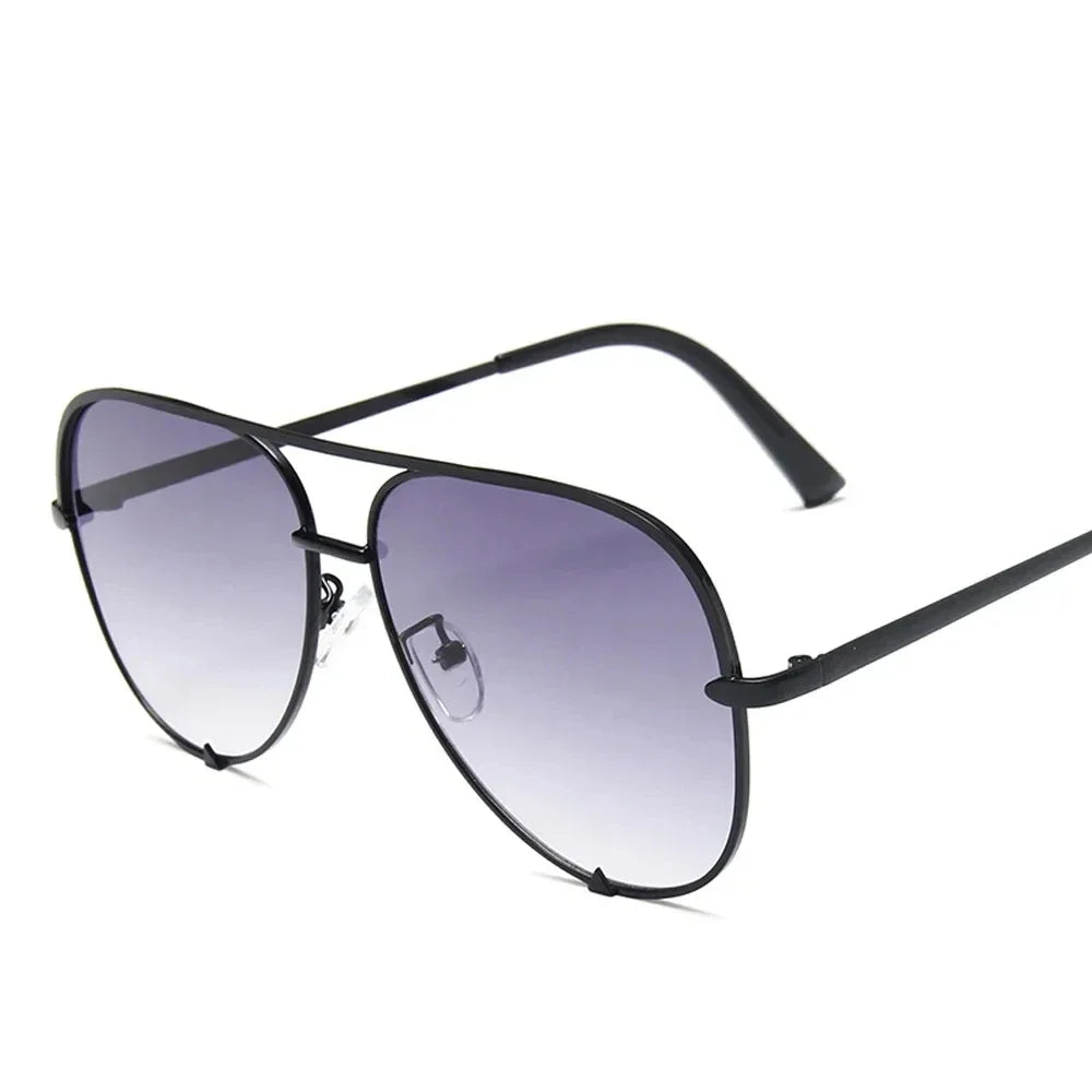 Rivara Black Aviator Sunglasses – Gradient Lens UV Protection Fashion Eyewear for Women