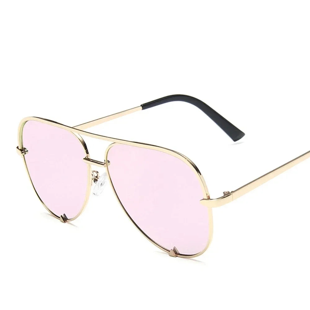 Rivara Black Aviator Sunglasses – Gradient Lens UV Protection Fashion Eyewear for Women