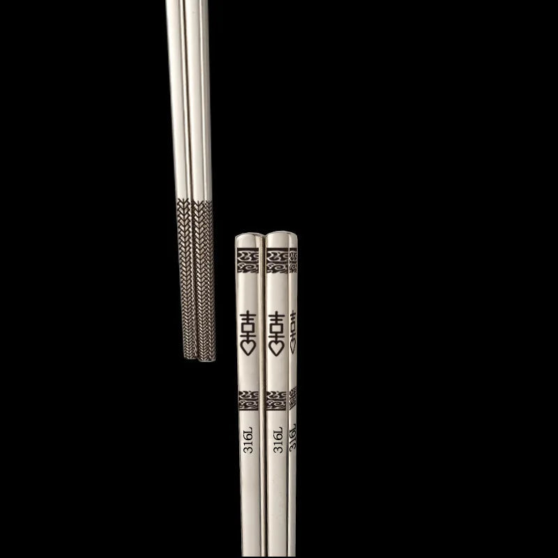 Stainless Steel Chopsticks – Engraved Metal Chopsticks Set for Sushi, Ramen & Daily Dining