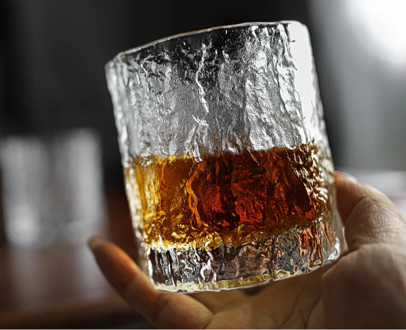 Clear Textured Drinking Glass – 1, 2 pcs Clear Crystal Whiskey & Cocktail Glass With Luxury Gift Box