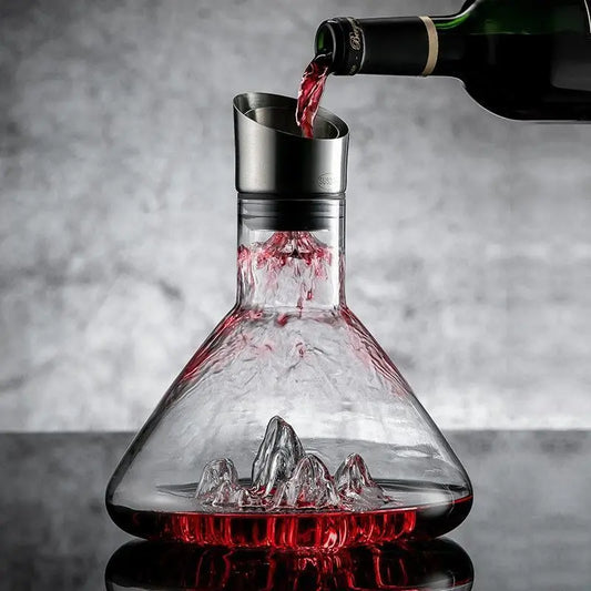 Crystal Wine Decanter with Aerator & Pourer – Elegant Glass Carafe for Red & White Wine