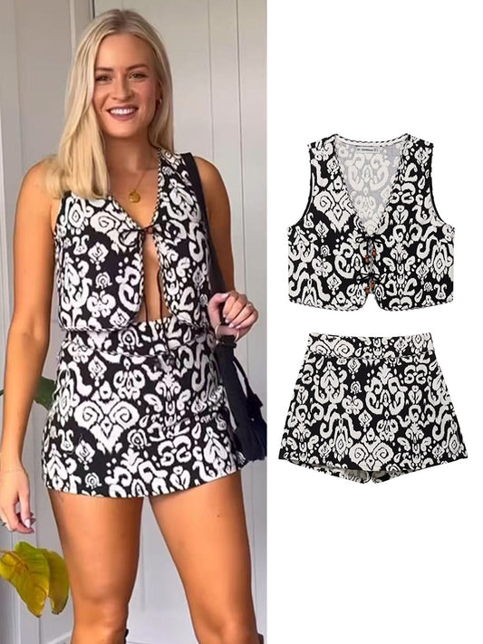 Sorellina Printed Co-Ord Set – Sleeveless Tie Waist Waistcoat and High Waist Skort Two-Piece