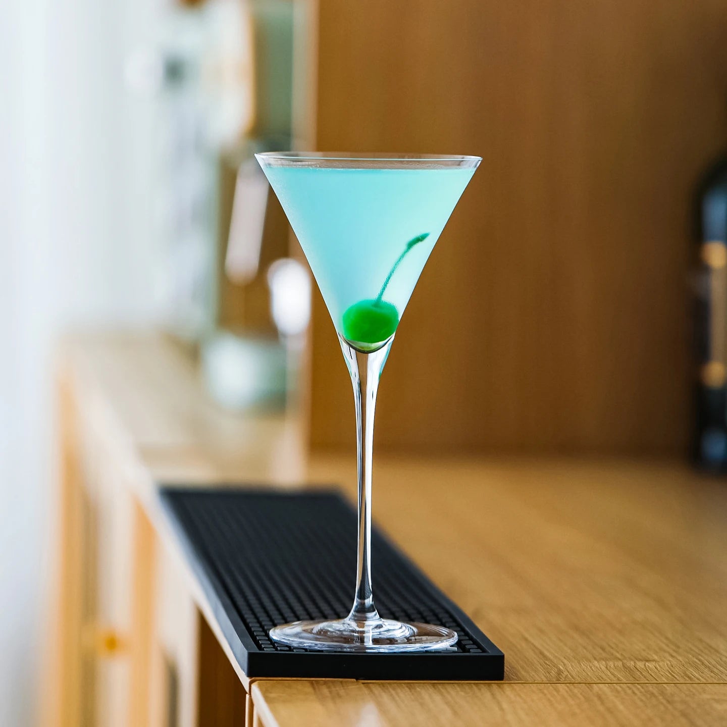 Cavara Crystal Martini Glass – Elegant Cocktail Glass for Home Bar