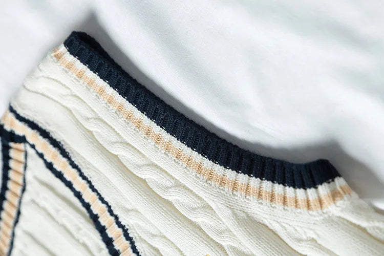 Sleeveless Cable Knit Vest with Stripe Trim – White & Navy Pullover Jumper Top for Men