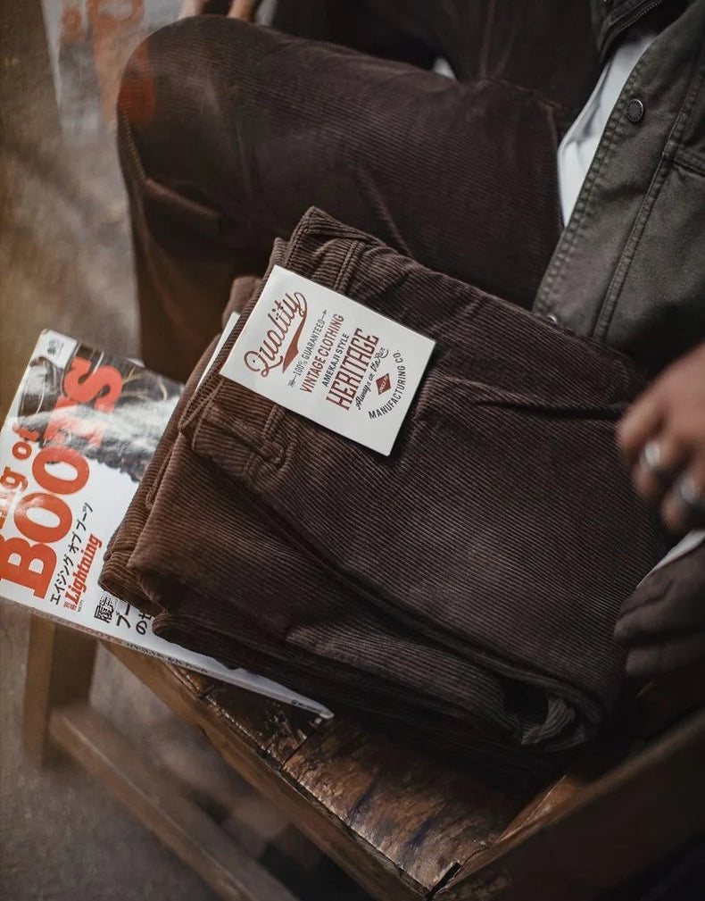 Ashcroft Corduroy Cargo Trousers – Straight Leg Men’s Cord Trousers in 100% Cotton