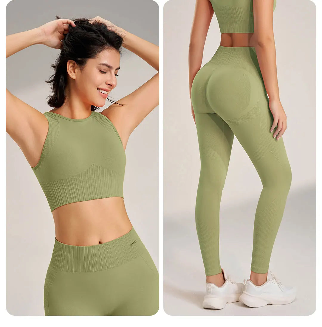 Ravyn Seamless Gym Set – Two Piece Women’s Activewear Crop Top & High Waisted Leggings