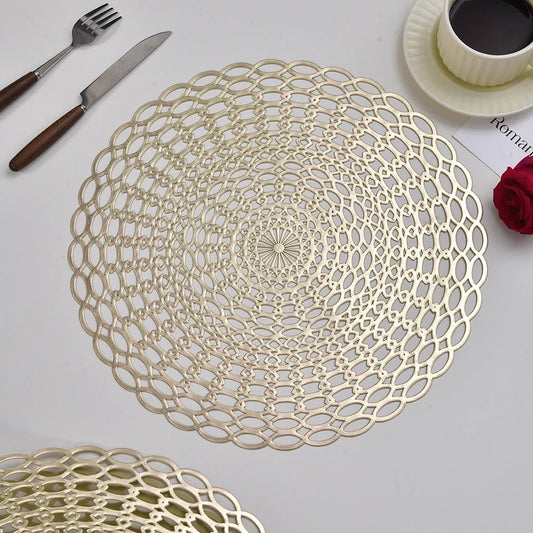 Lace-Style Round Placemats – Elegant Wipeable Table Mats for Dining and Decor