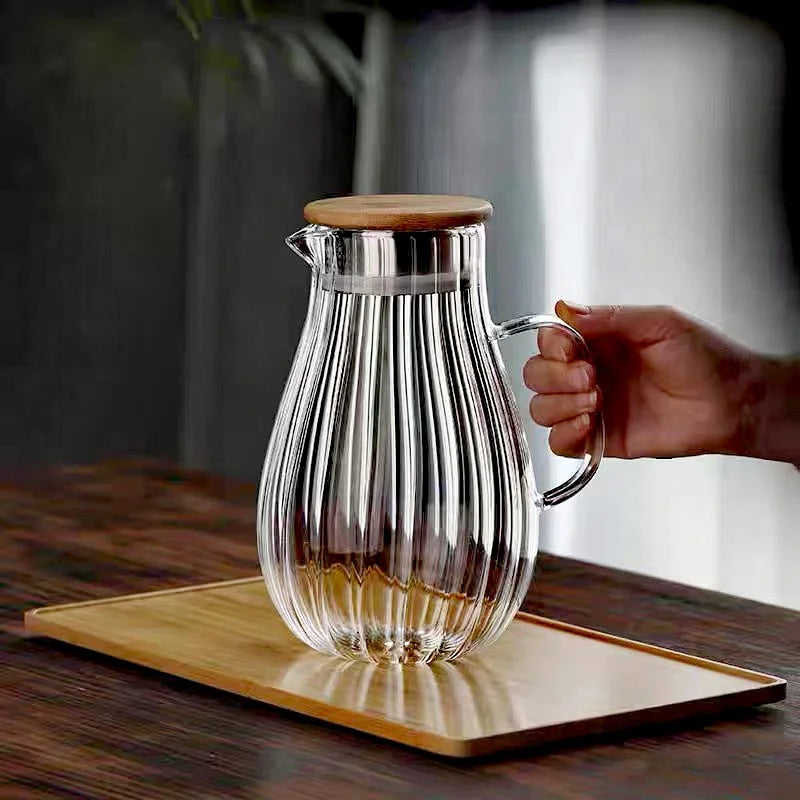 Alvero Glass Water Jug with Lid – Ribbed Kitchen Carafe