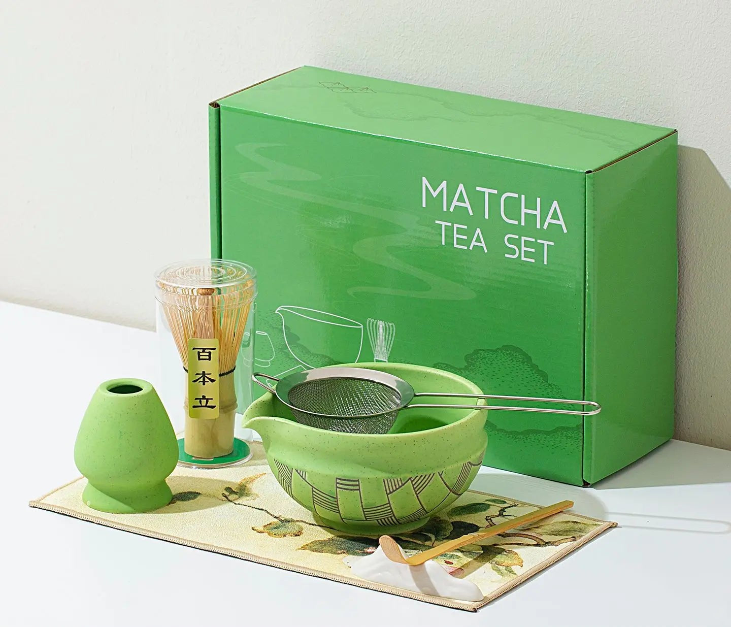 Yunari Japanese Matcha Tea Set – 5 Piece or 7 Piece Matcha Gift Set with Bamboo Whisk, Bowl and Sieve