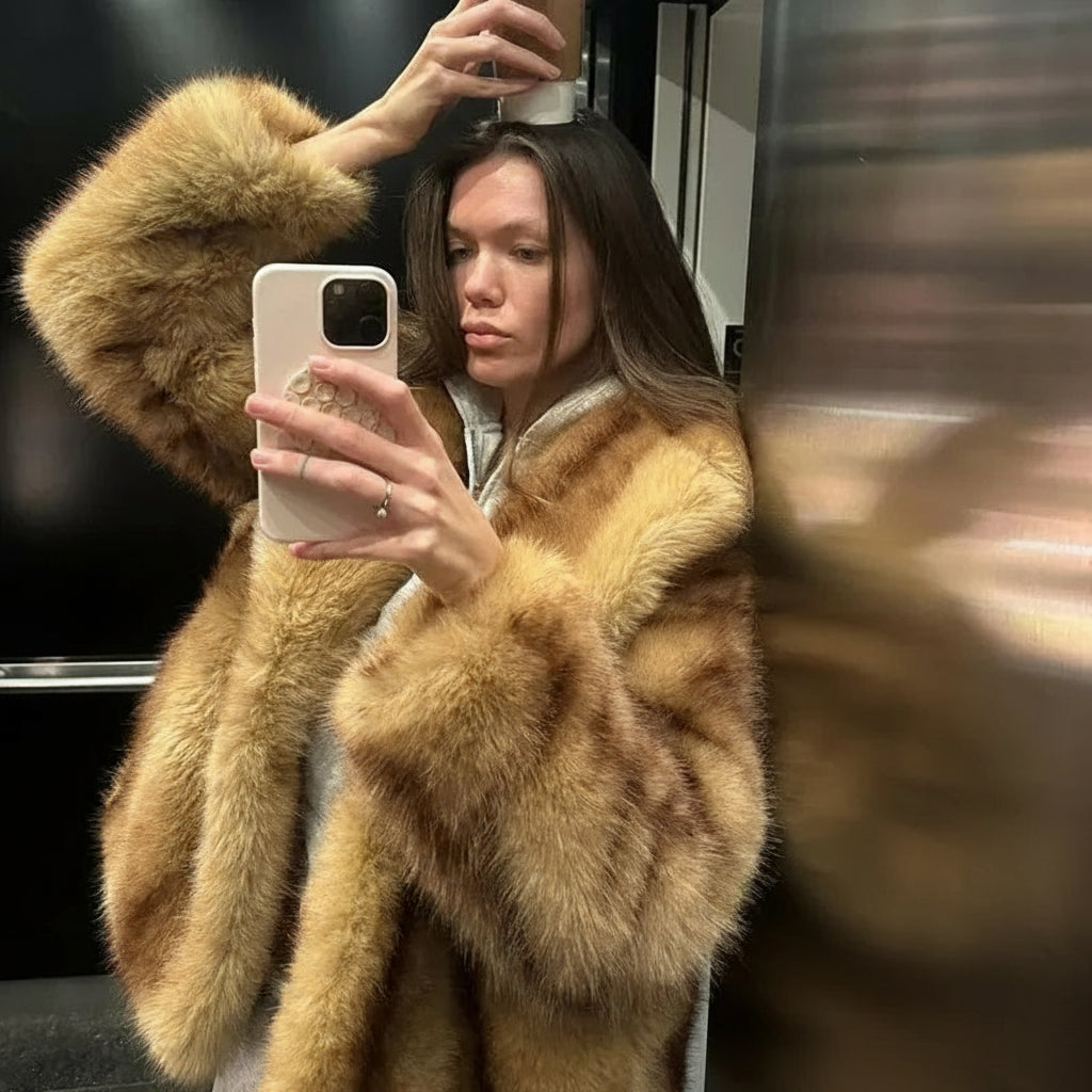 Velisse Oversized Faux Fur Coat – Women’s Luxury Long Pile Plush Jacket for Elegant Winter Outerwear & Evening Wear Looks