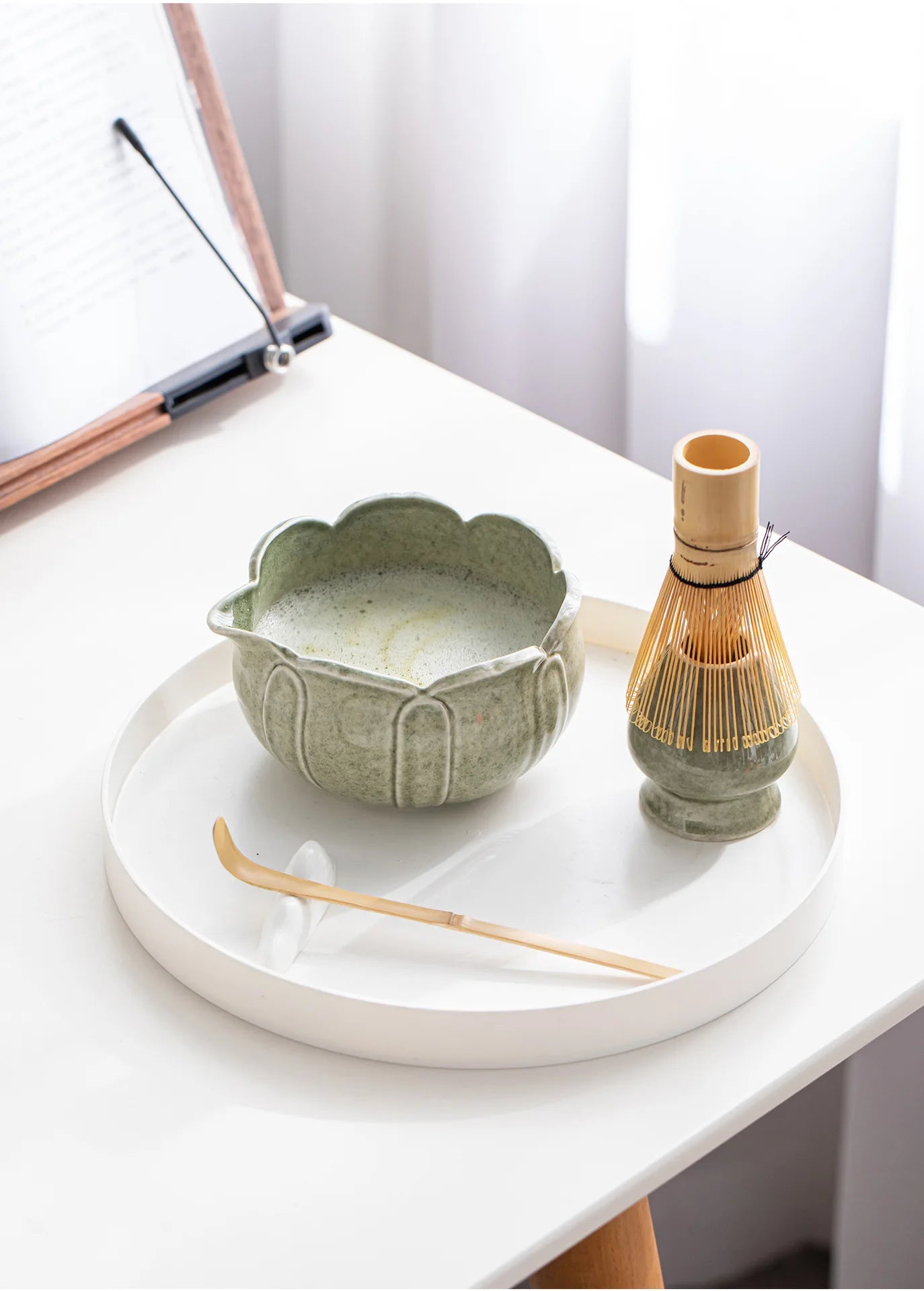 Kasumi Japanese-Style 8 Piece Matcha Gift Set with Ceramic Bowl, Bamboo Whisk and Traditional Accessories