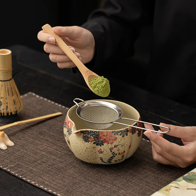 Japanese Matcha Gift Set – 2/4/8 Piece Tea Ceremony Kit with Floral Bowl, Bamboo Whisk & Tools