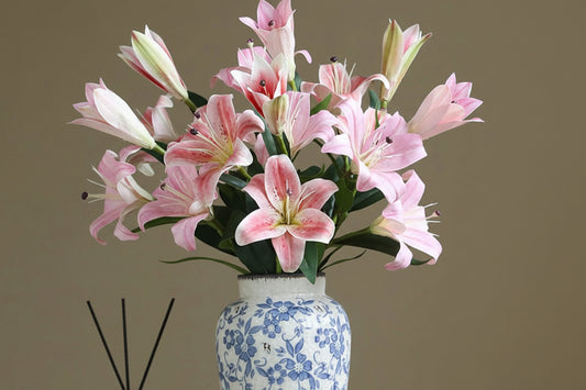 Liliara Lily Stem – Faux Lily Flower Branch with 3 Heads for Vase Styling, Wedding Flowers and Home Décor