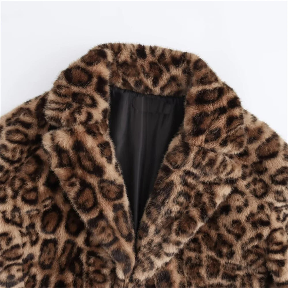 Corvelle Faux Fur Winter Jacket – Soft Plush Leopard Print Coat with Long Sleeves and Lapel Collar