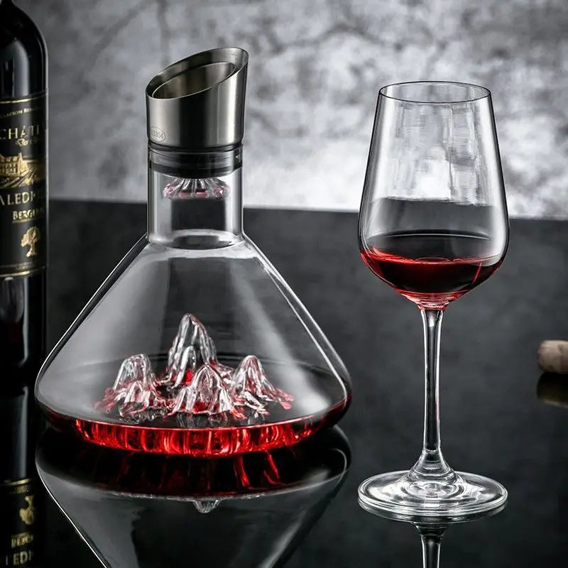 Crystal Wine Decanter with Aerator & Pourer – Elegant Glass Carafe for Red & White Wine