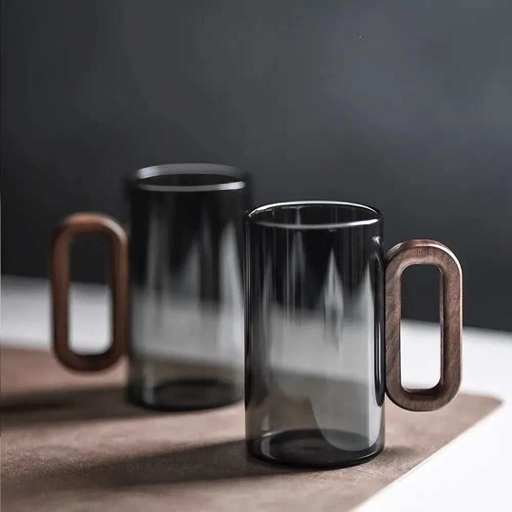 Clear Glass Tea Or Coffee Mugs with Modern Wooden Handle –2/4/6 Piece Heat-Resistant Cups Clear Or Black Set