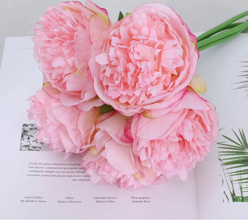 Peonia Bloom Bouquet – Silk Faux Peony Flower Arrangement with 5 Heads for Vase Styling, Wedding Flowers and Home Décor