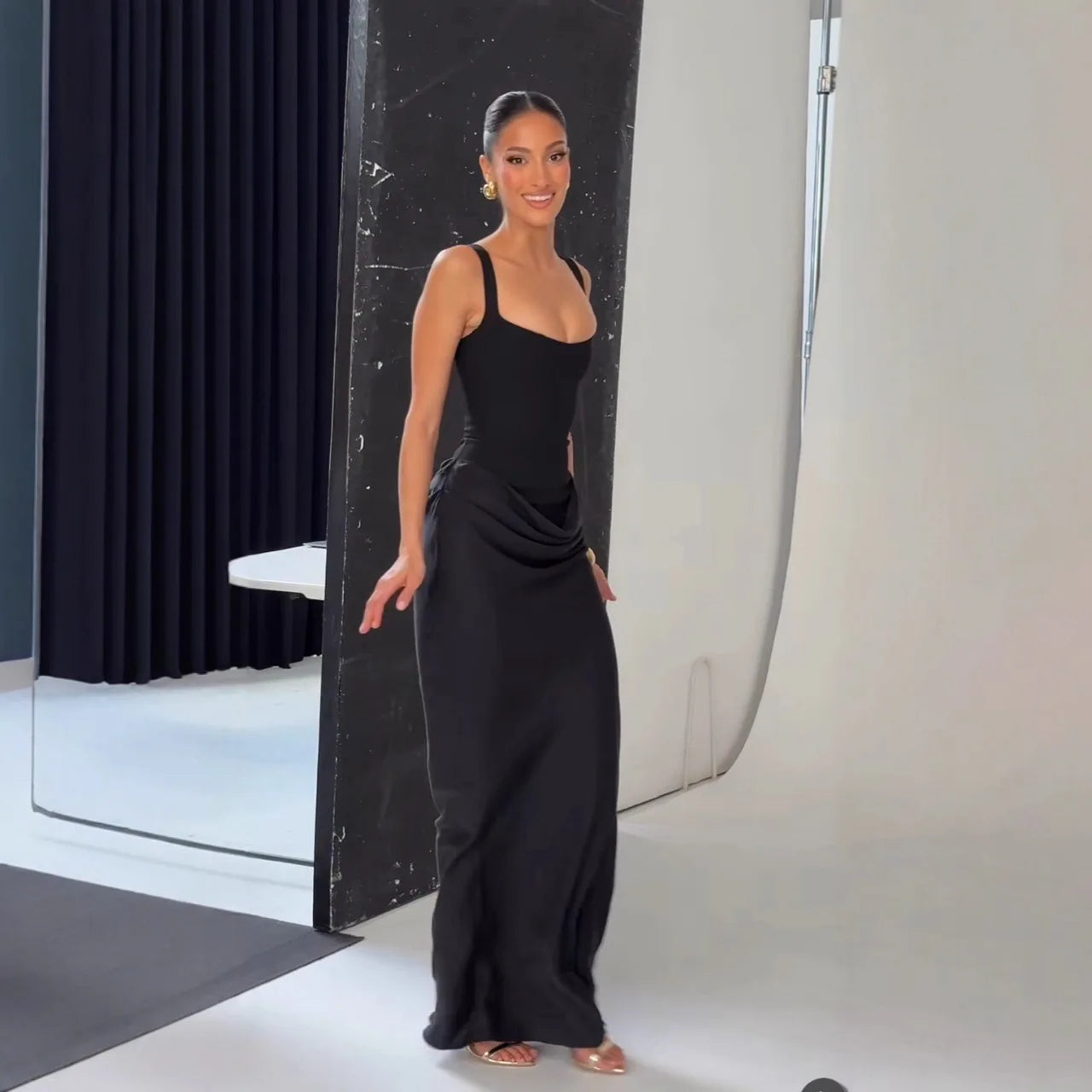 Mireya Square Neck Maxi Dress with Corset Detail – Bodycon Evening Dress, Elegant Party & Occasion Dress