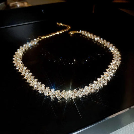 Stunning Crystal Necklace - Sparkling Choker with Adjustable Chain