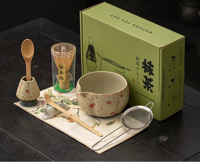 Japanese Matcha Gift Set – 2/4/8 Piece Tea Ceremony Kit with Floral Bowl, Bamboo Whisk & Tools