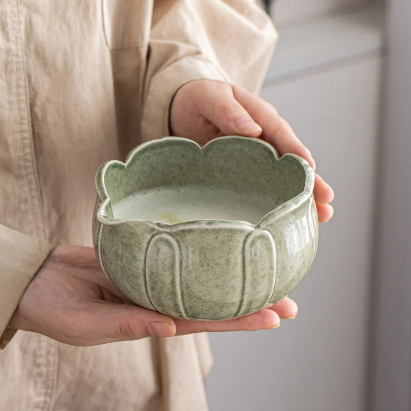 Kasumi Japanese-Style 8 Piece Matcha Gift Set with Ceramic Bowl, Bamboo Whisk and Traditional Accessories