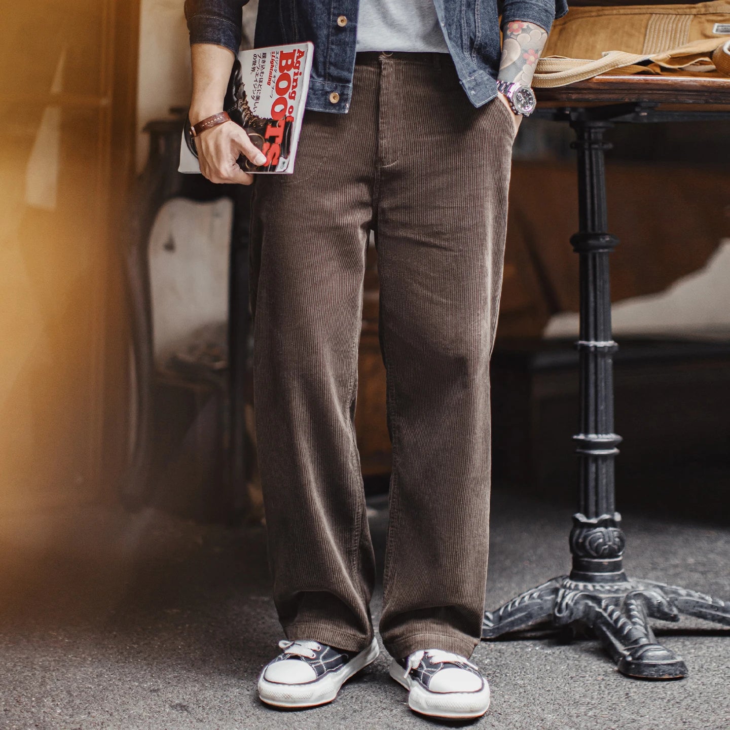 Ashcroft Corduroy Cargo Trousers – Straight Leg Men’s Cord Trousers in 100% Cotton