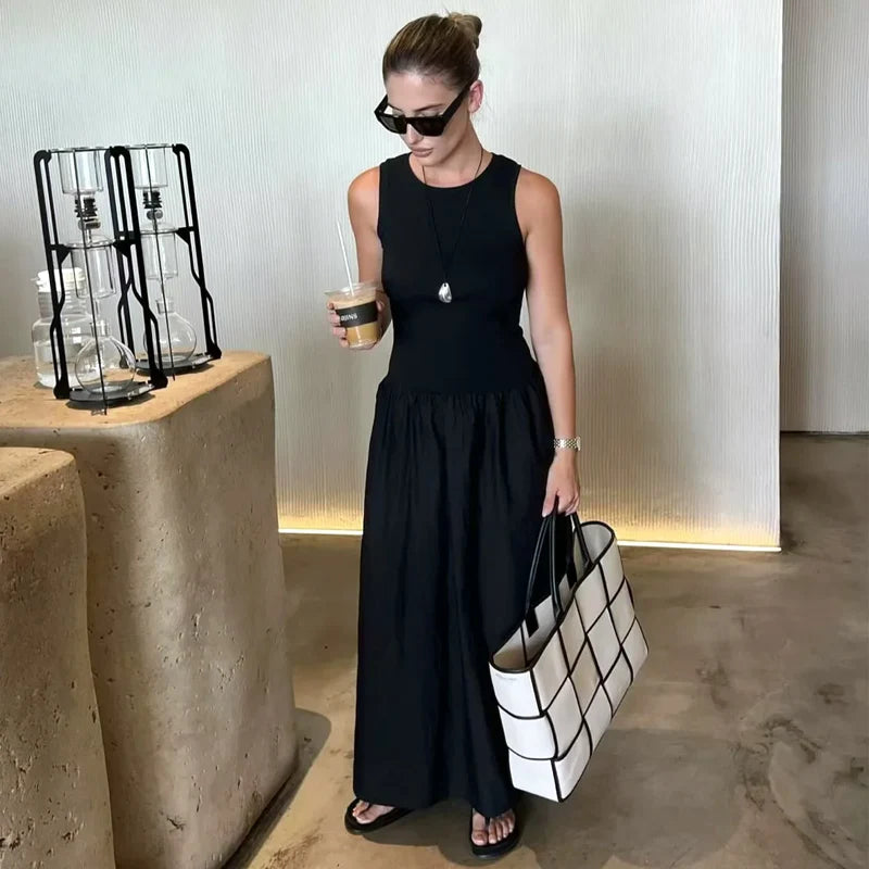 Sanna Sleeveless Cotton Midi Dress – Gathered Waist Casual Summer Dress in Beige & Black