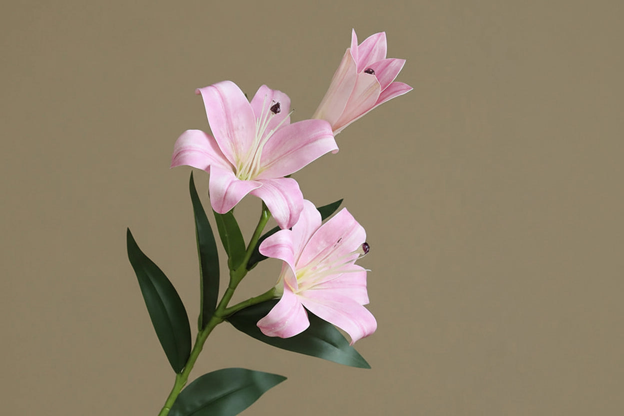 Liliara Lily Stem – Faux Lily Flower Branch with 3 Heads for Vase Styling, Wedding Flowers and Home Décor