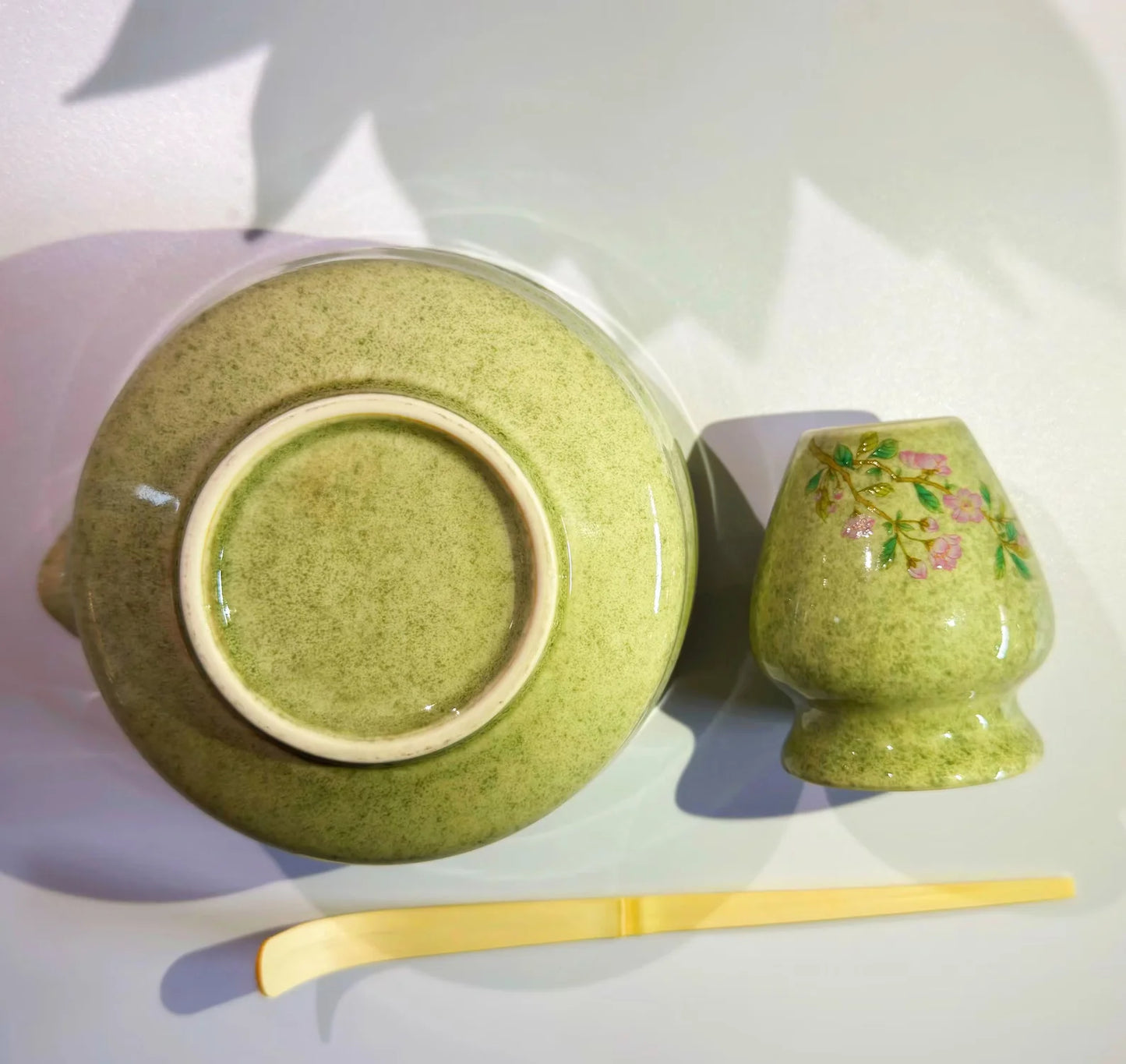 Traditional Japanese Matcha Tea Set – 5 Piece Sakura Matcha Bowl, Whisk, Scoop, Sieve & Holder Gift Kit