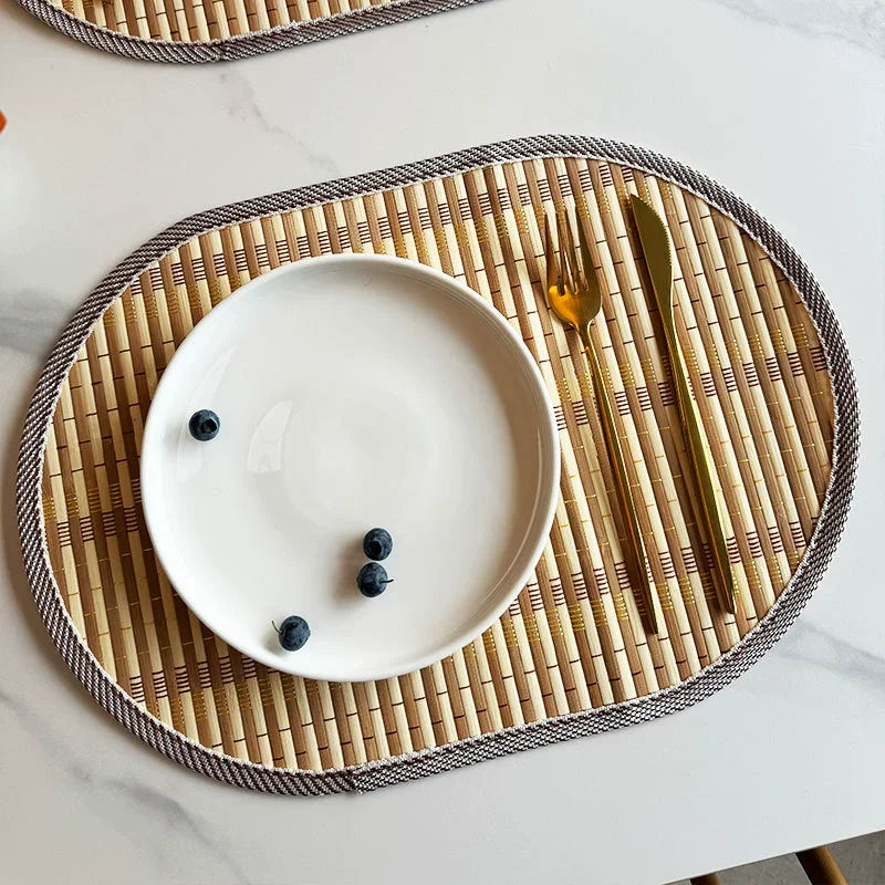 Natural Bamboo Weave Oval Placemats – Woven Bamboo Table Mats Heat Resistant Non Slip Dining Table Mats Set of 6 or 10