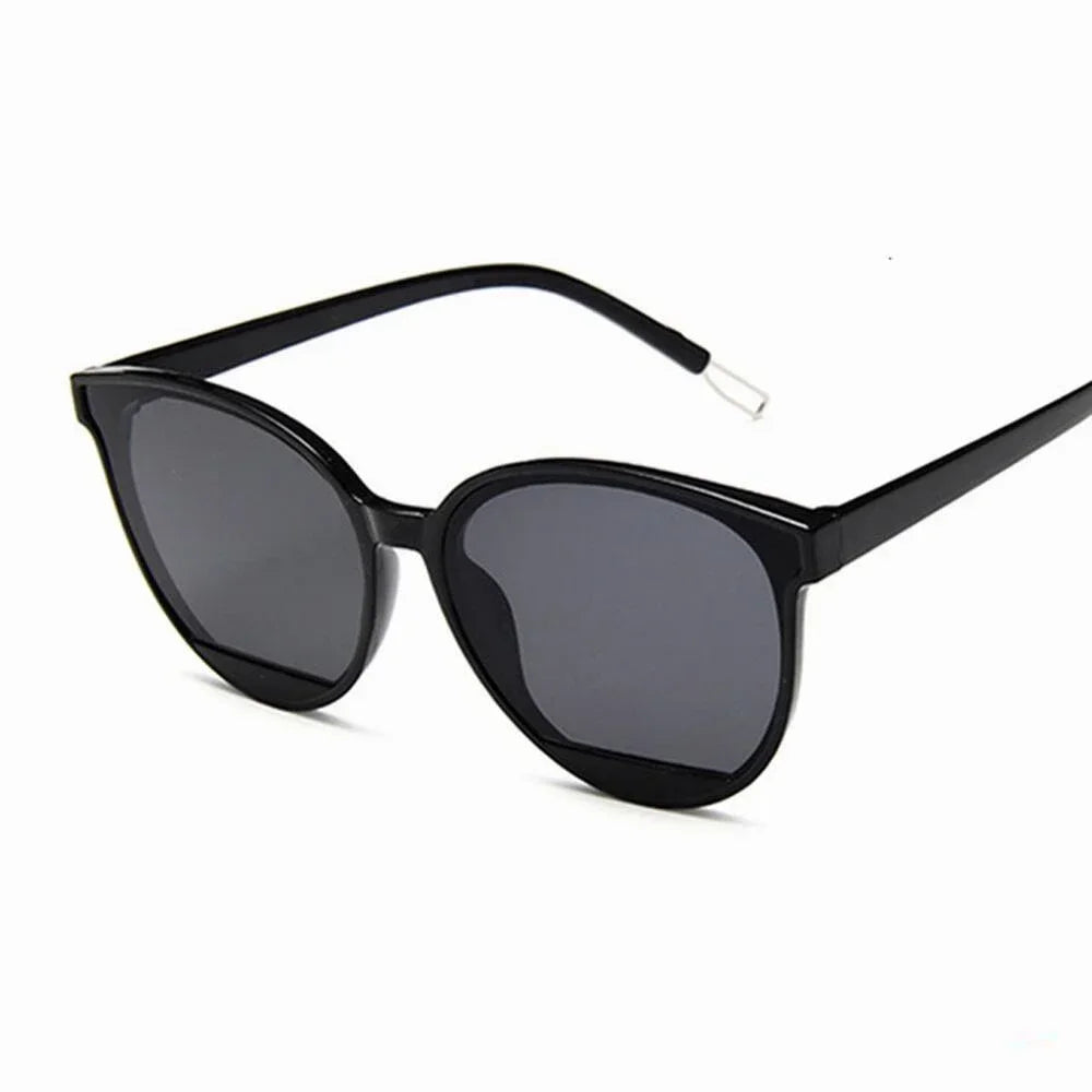 Kaia Oversized Cat Eye Sunglasses – Fashion Statement UV Shades for Women